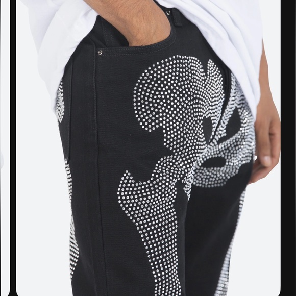 NWT!!! Mens stylish stacked denim jeans w/ rhinestone skeleton appliqué; Sz 40W - Picture 4 of 10